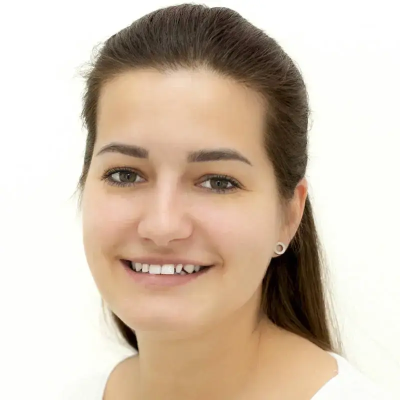 Recepční Karolína